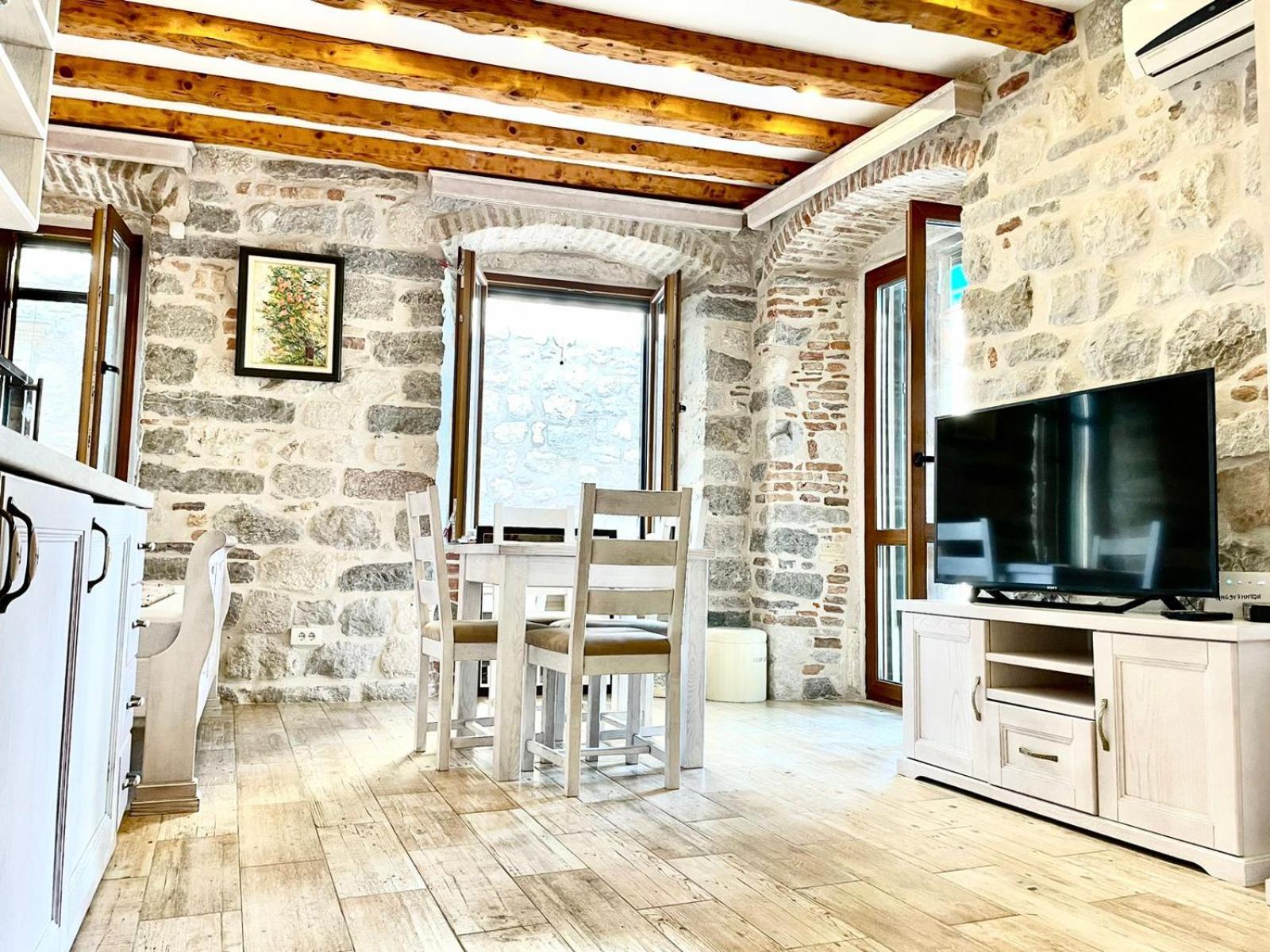 Apartments Dukic Kotor Exterior foto