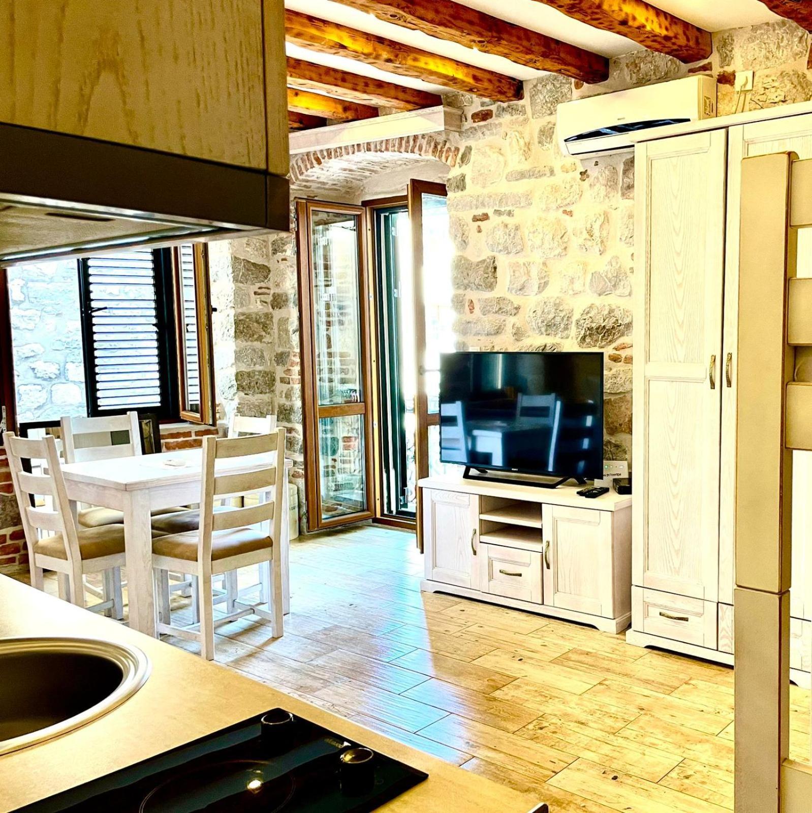 Apartments Dukic Kotor Exterior foto